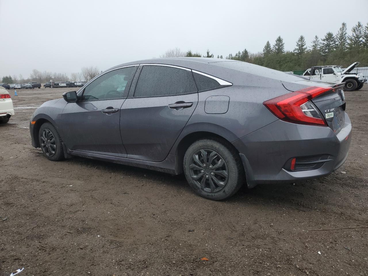 2HGFC2F66JH031549 2018 Honda Civic Lx