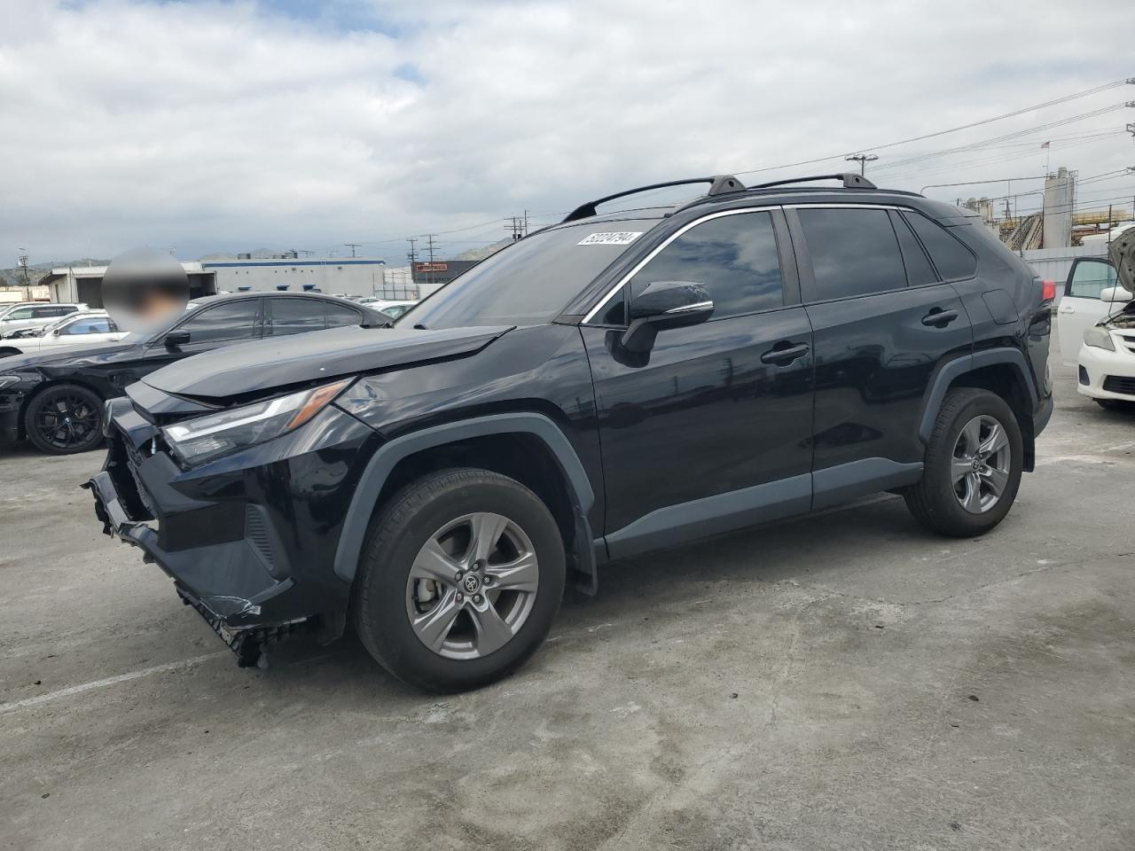 2T3W1RFV5NC178618 2022 Toyota Rav4 Xle