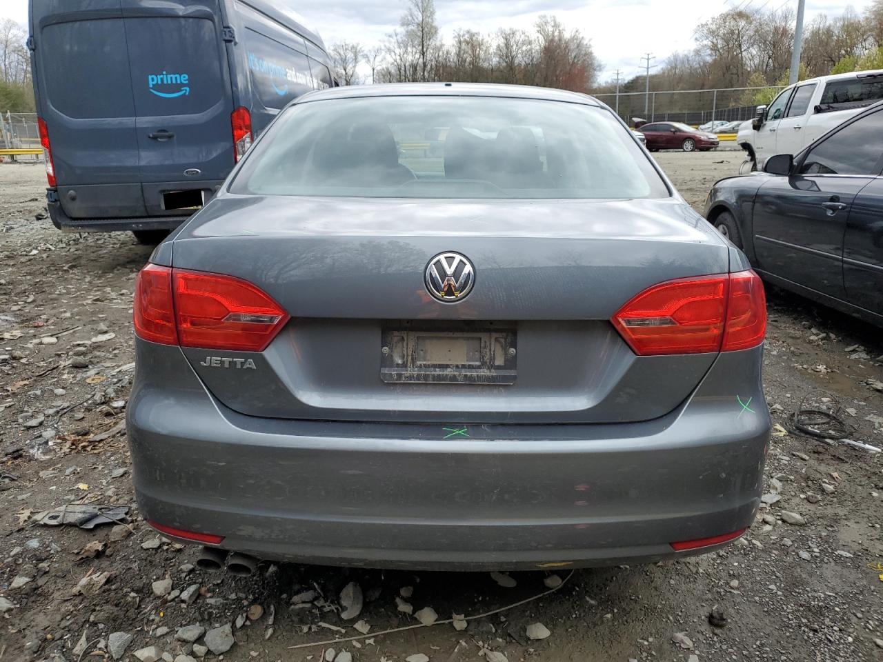 3VW2K7AJ2EM287362 2014 Volkswagen Jetta Base