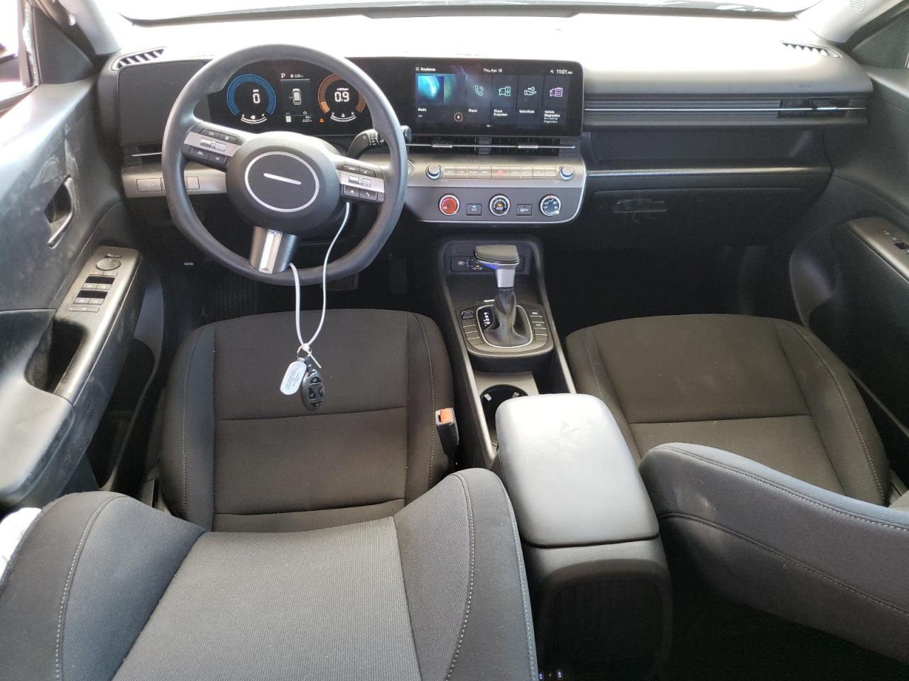 KM8HA3AB0RU106693 2024 Hyundai Kona Se