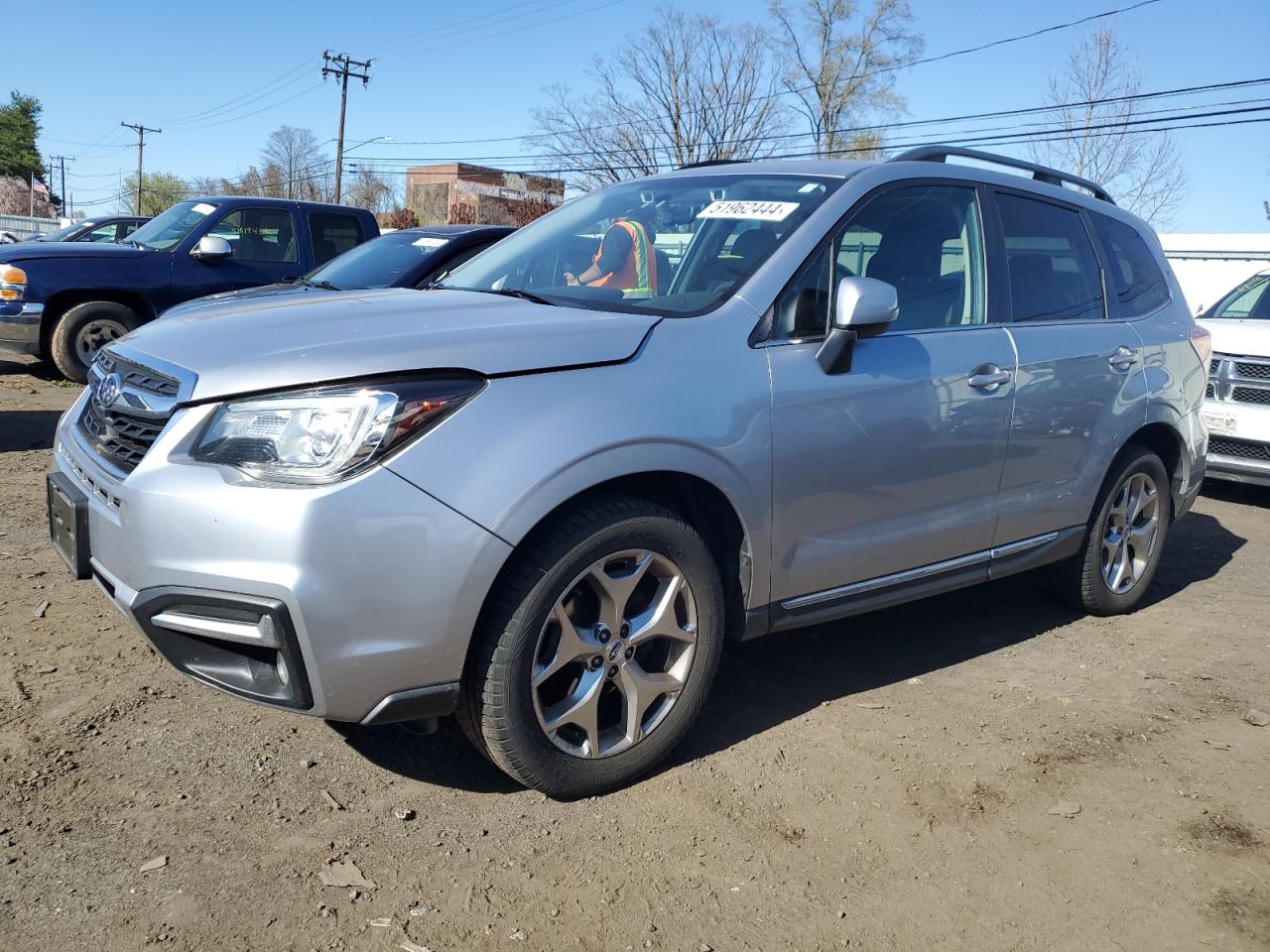 JF2SJAWC4HH810954 2017 Subaru Forester 2.5I Touring