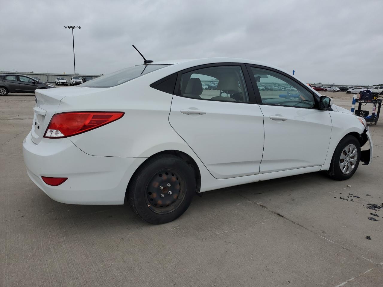 2017 Hyundai Accent Se vin: KMHCT4AE5HU368986