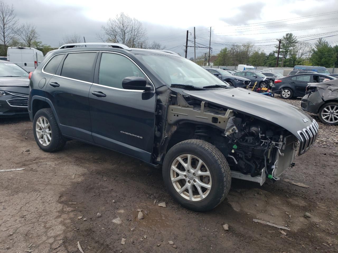 1C4PJMLB0JD535940 2018 Jeep Cherokee Latitude Plus