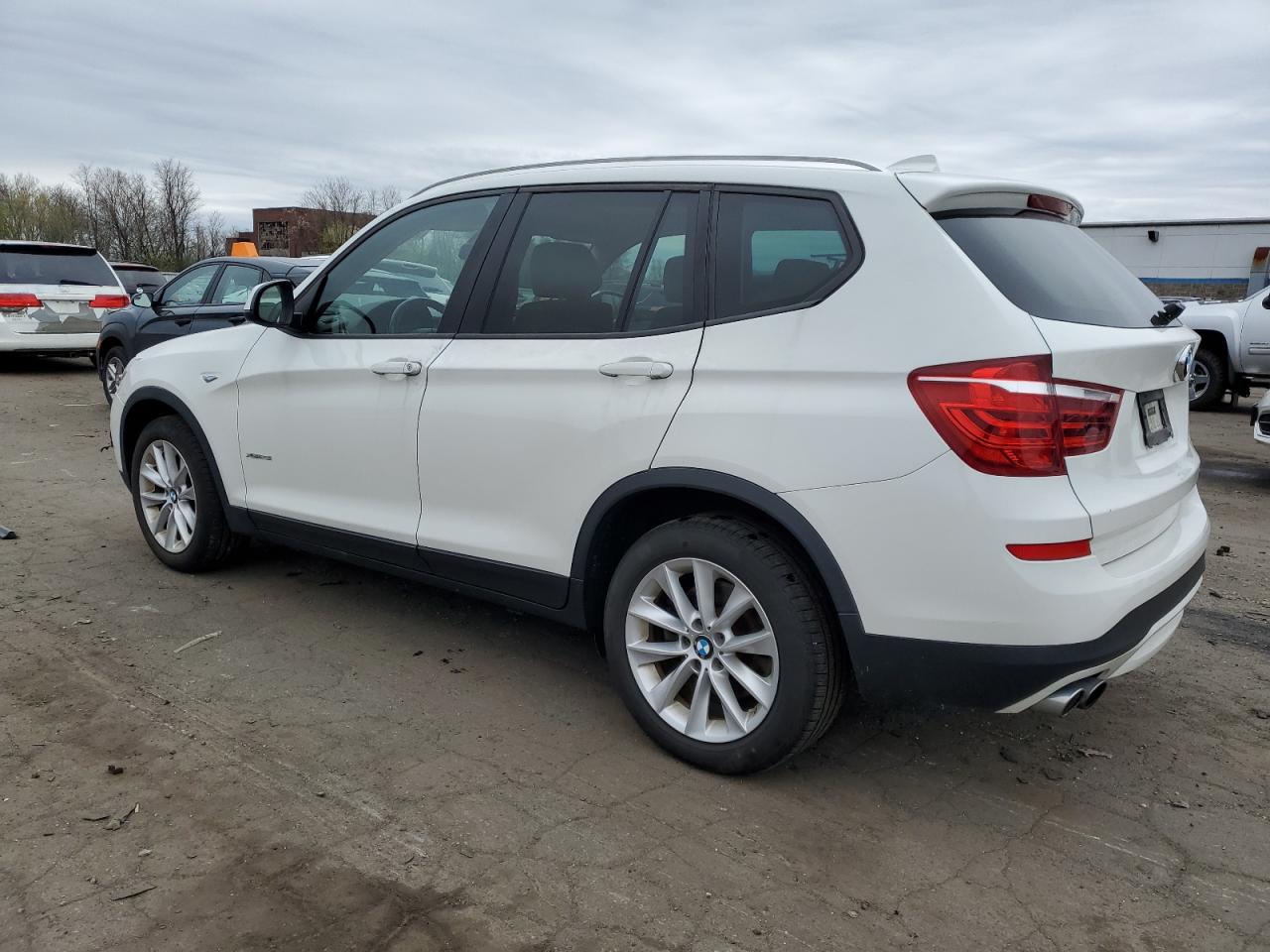 5UXWX9C35H0W69388 2017 BMW X3 xDrive28I