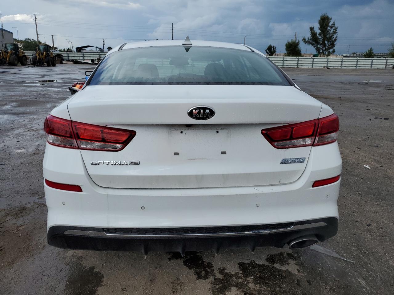 5XXGT4L37LG443297 2020 Kia Optima Lx