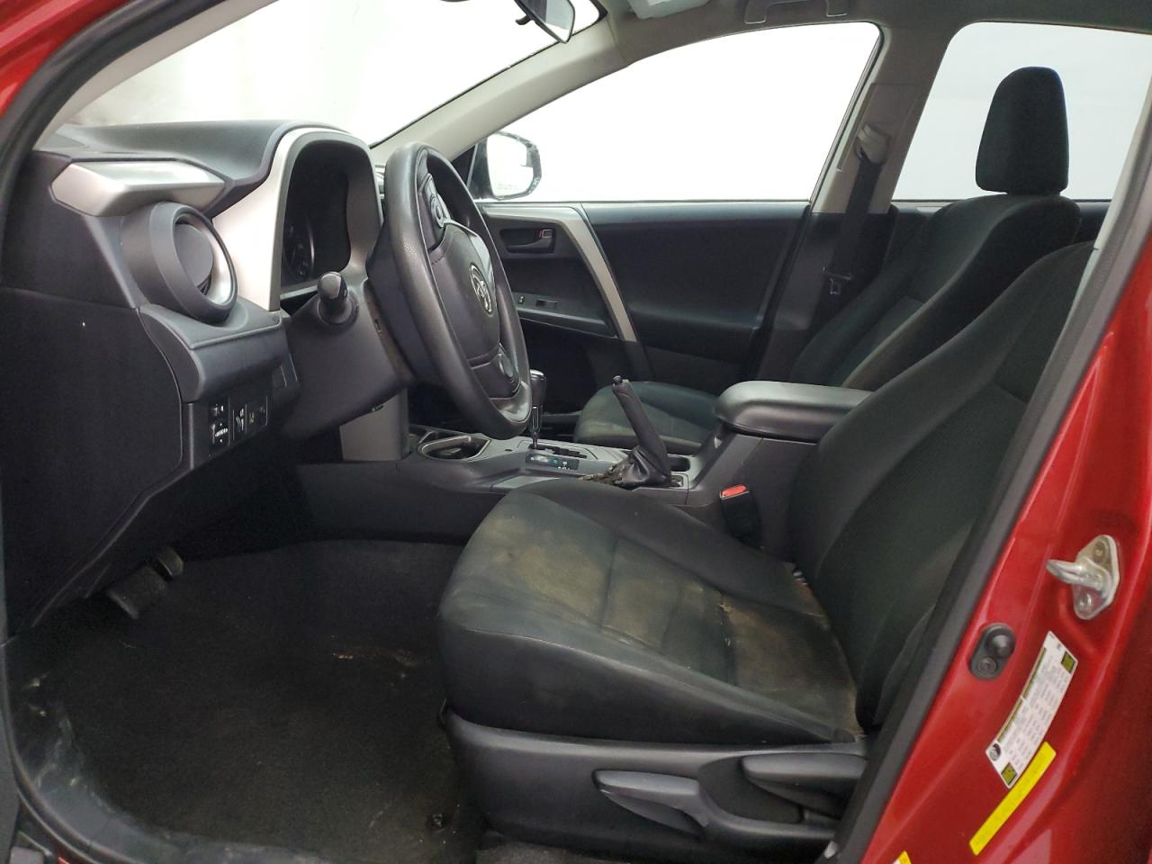 2T3ZFREV0HW398252 2017 Toyota Rav4 Le