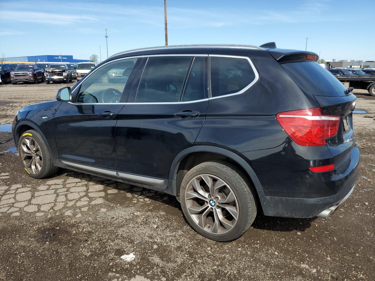 5UXWX9C36H0W71103 2017 BMW X3 xDrive28I