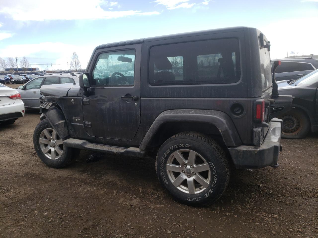 1C4GJWBG5HL594569 2017 Jeep Wrangler Sahara