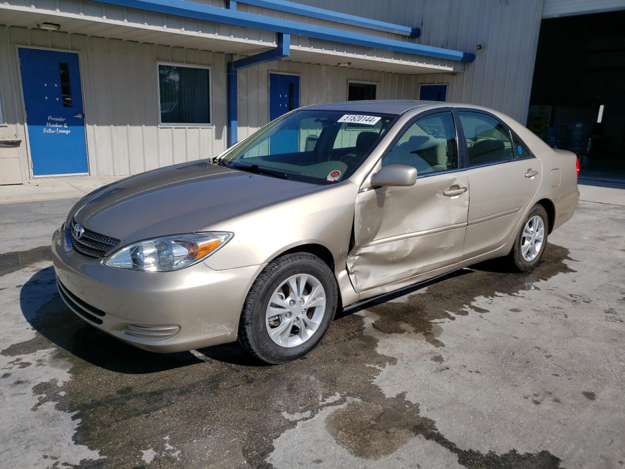 4T1BF32K74U587346 2004 Toyota Camry Le