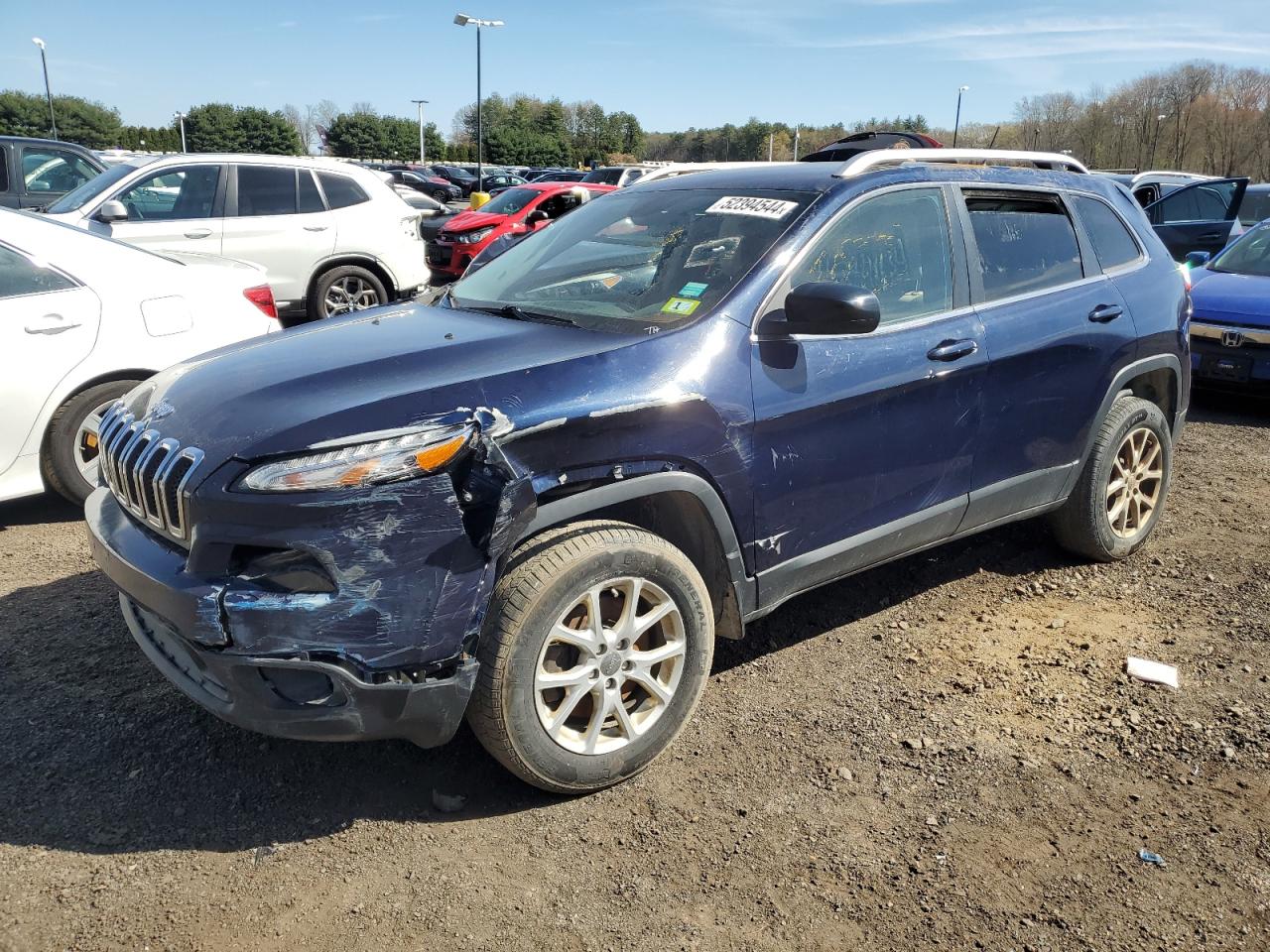 2015 Jeep Cherokee Latitude vin: 1C4PJMCB9FW601204