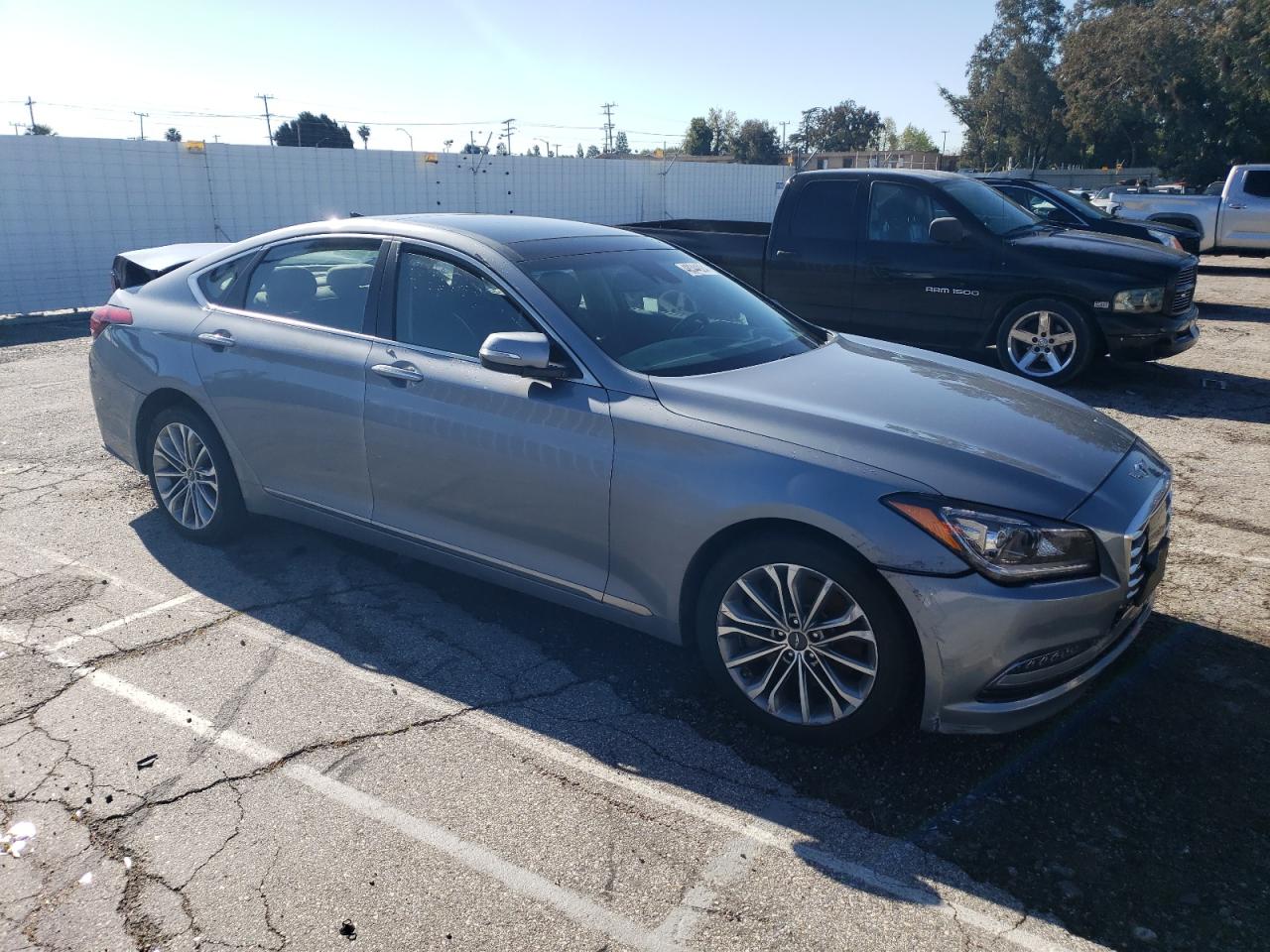 2017 Genesis G80 Base vin: KMHGN4JE3HU173612