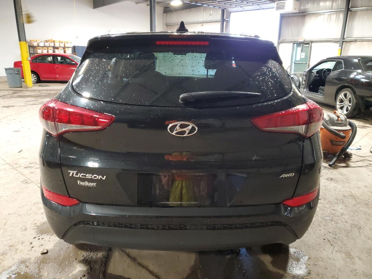 KM8J3CA47JU827966 2018 Hyundai Tucson Sel