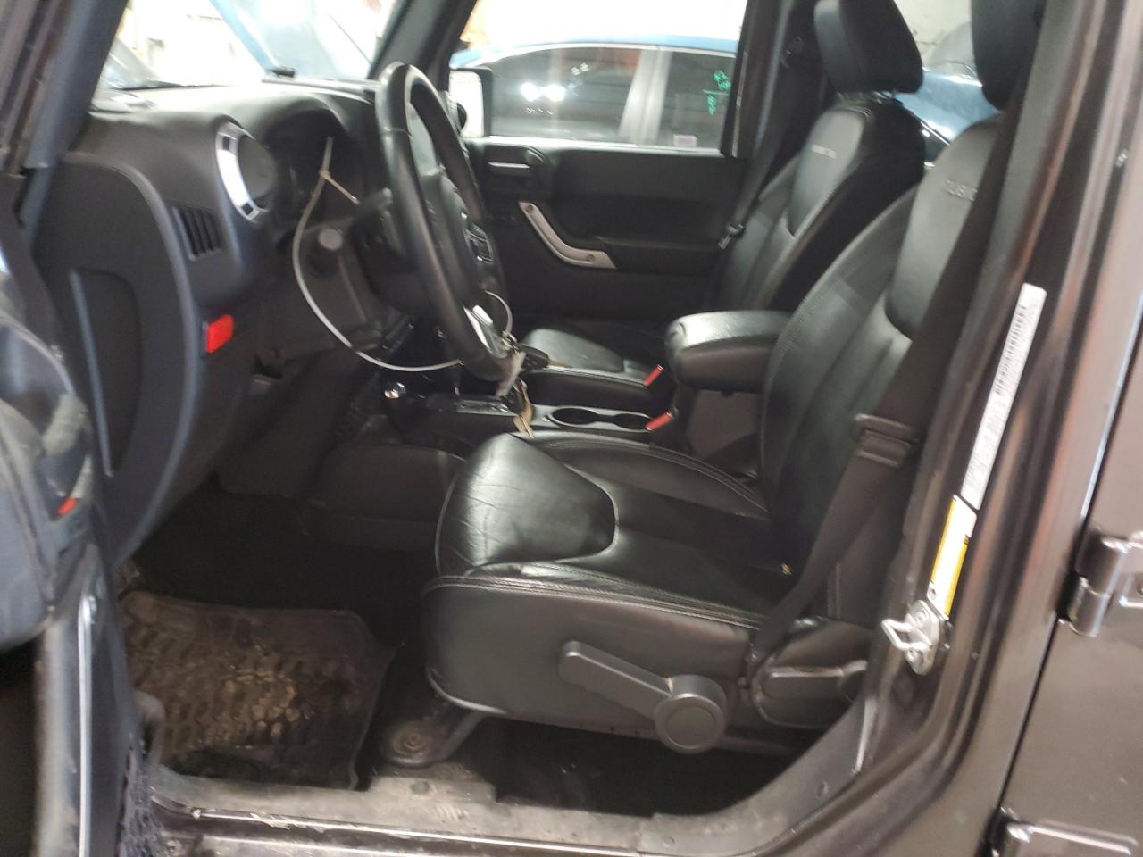 1C4HJWFGXGL180023 2016 Jeep Wrangler Unlimited Rubicon