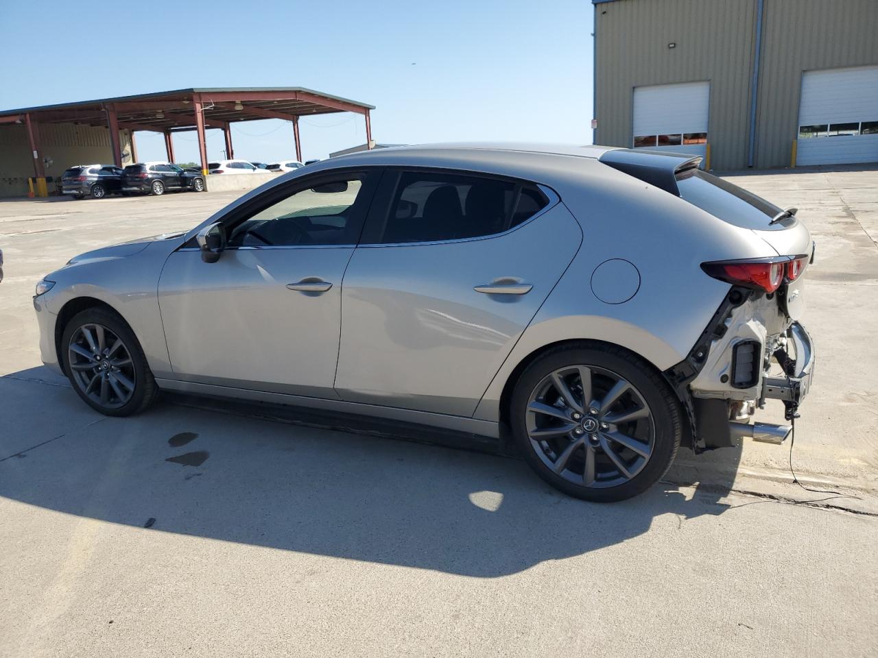 JM1BPALM2P1613038 2023 Mazda 3 Preferred