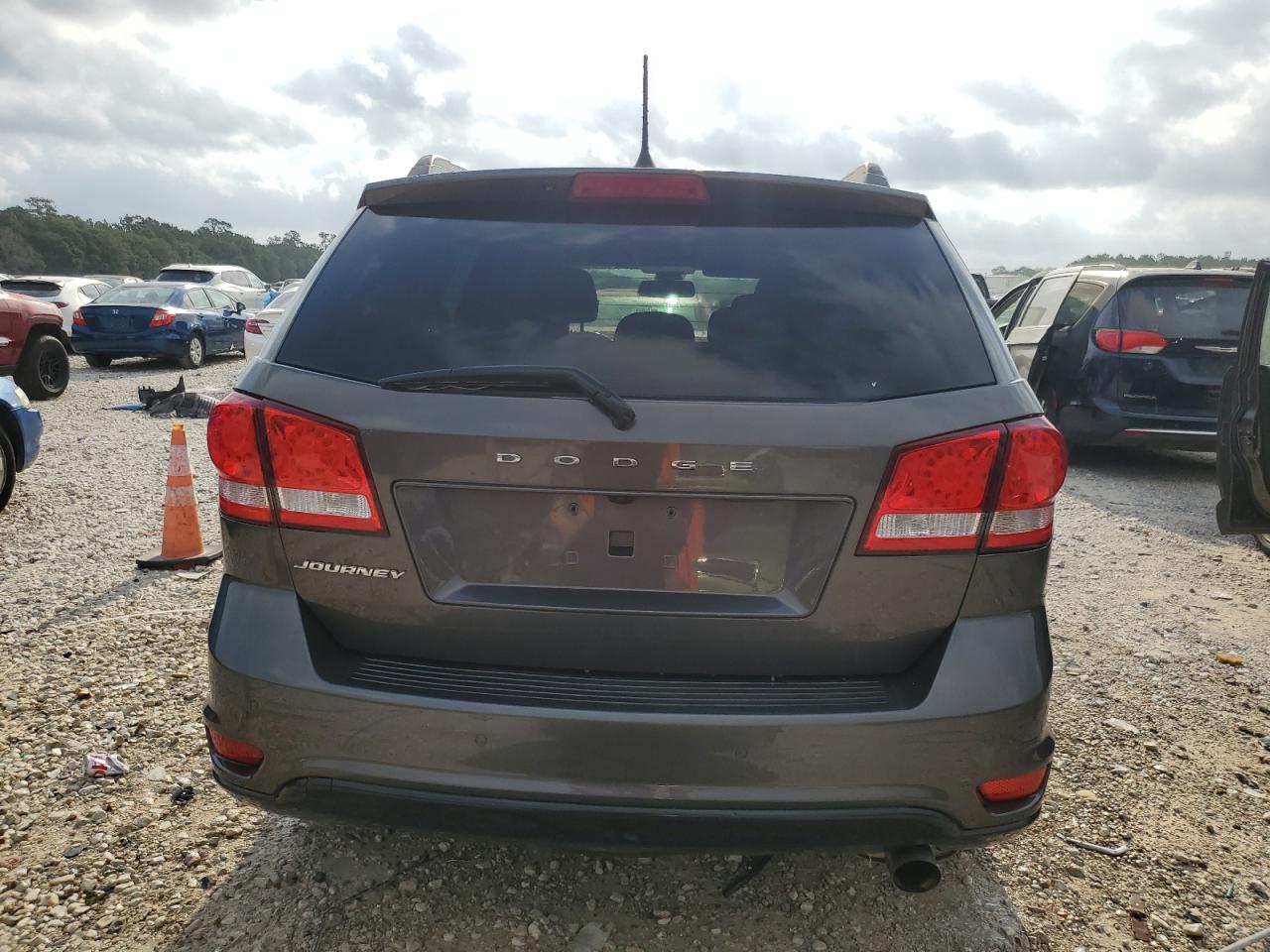 2019 Dodge Journey Se vin: 3C4PDCBB1KT859784