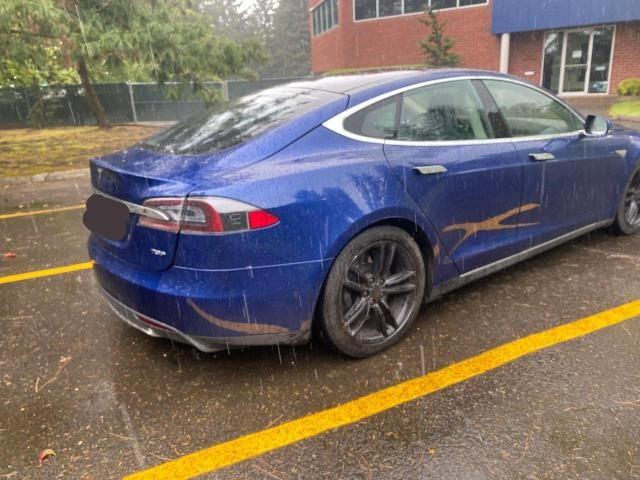 2015 TESLA MODEL S 70 5YJSA1S23FF090605