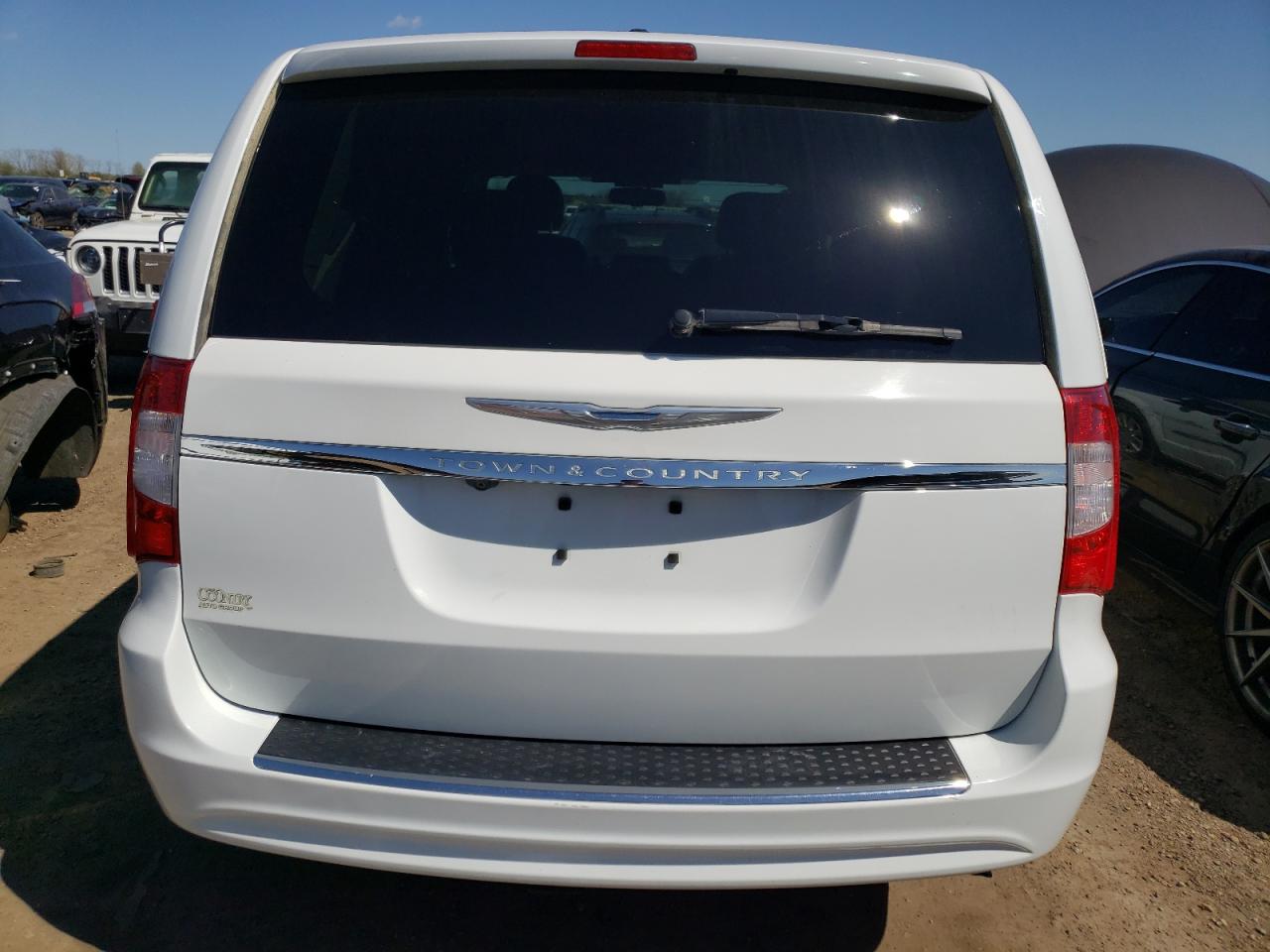 2C4RC1BG6GR305372 2016 Chrysler Town & Country Touring