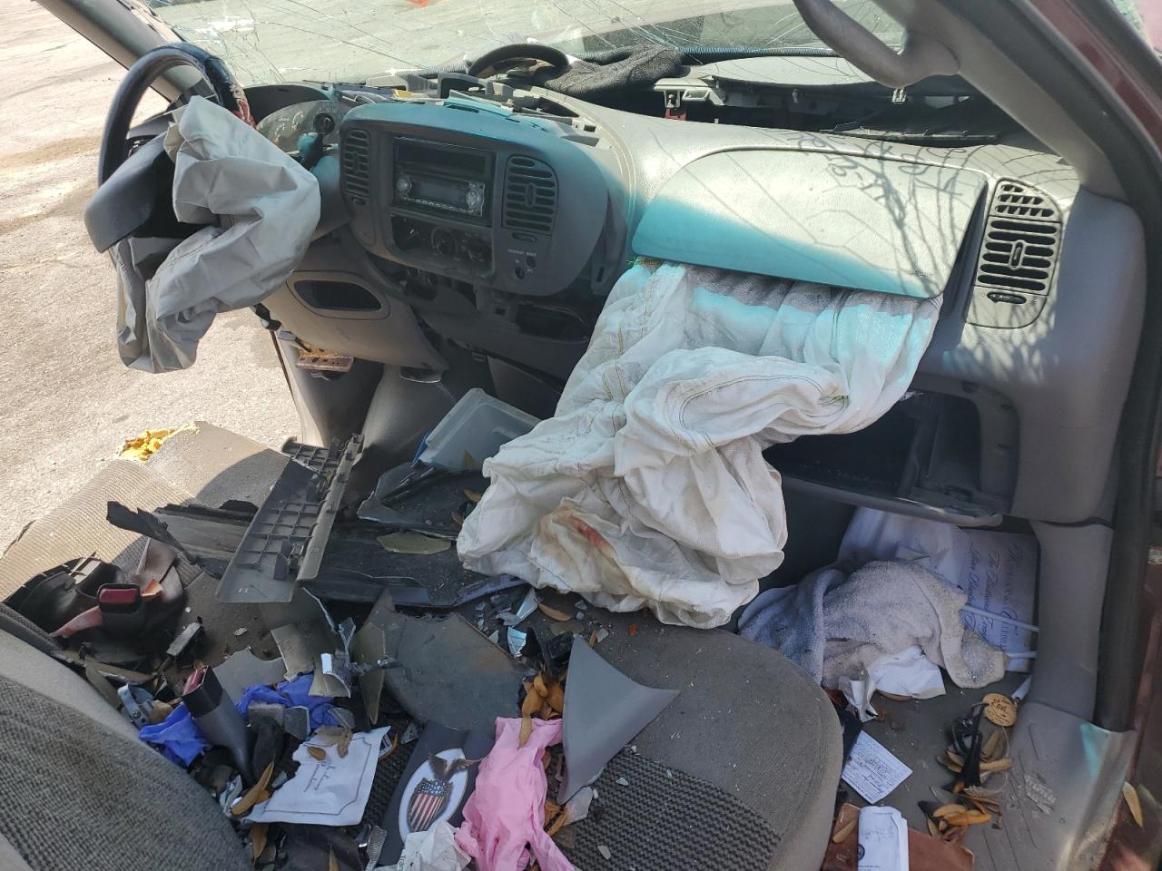 1FTDF176XVKB20576 1997 Ford F150