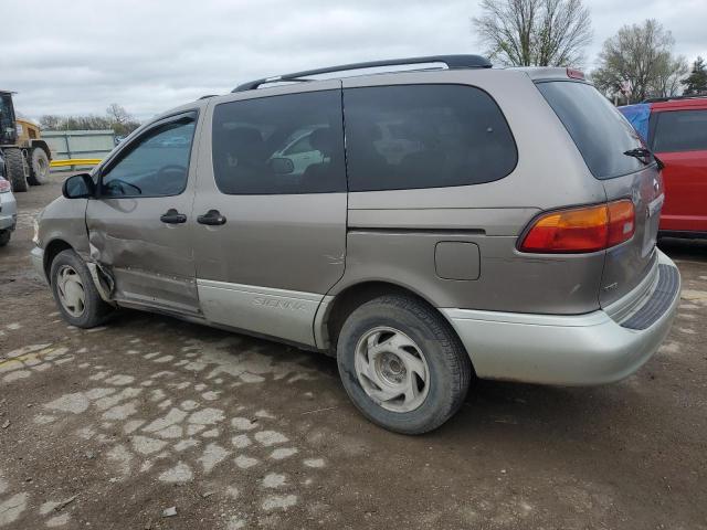 1998 Toyota Sienna Le VIN: 4T3ZF13C0WU015068 Lot: 49240474