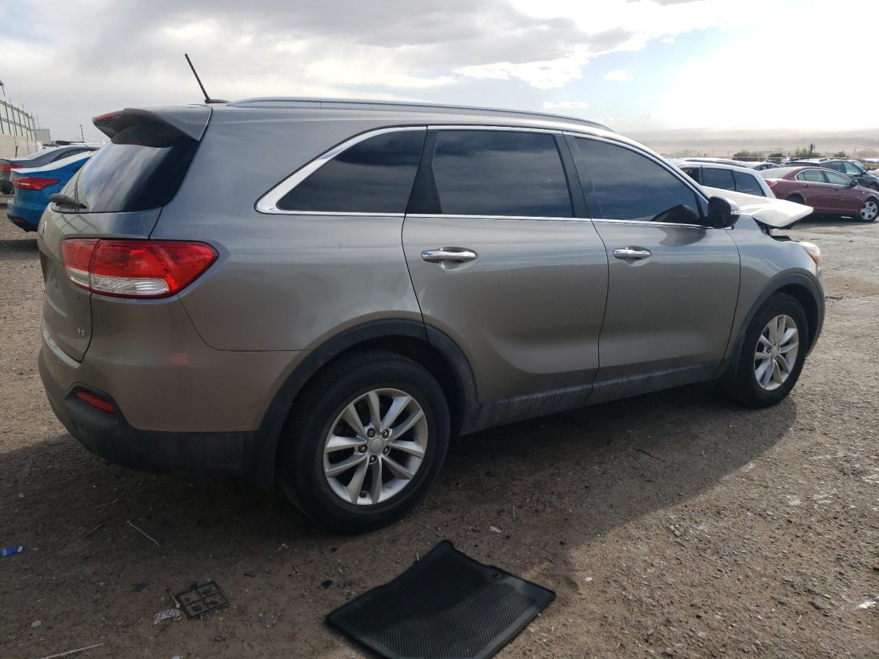 5XYPG4A50HG201382 2017 Kia Sorento Lx