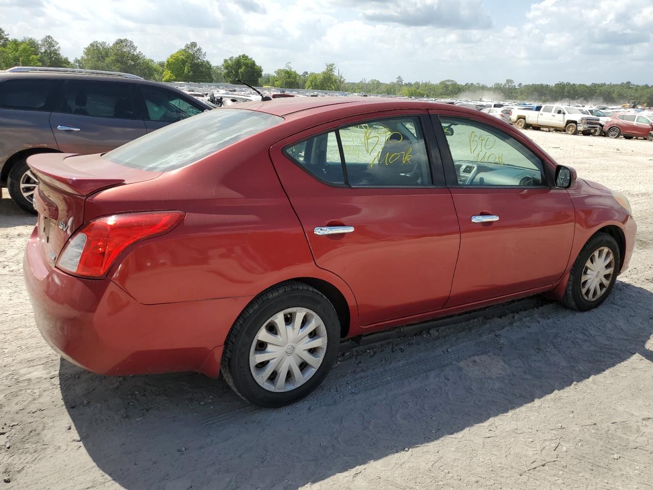 3N1CN7AP4EL817973 2014 Nissan Versa S