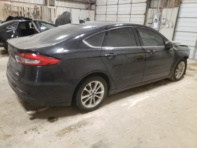 3FA6P0HD6LR168975 Ford Fusion SE 3