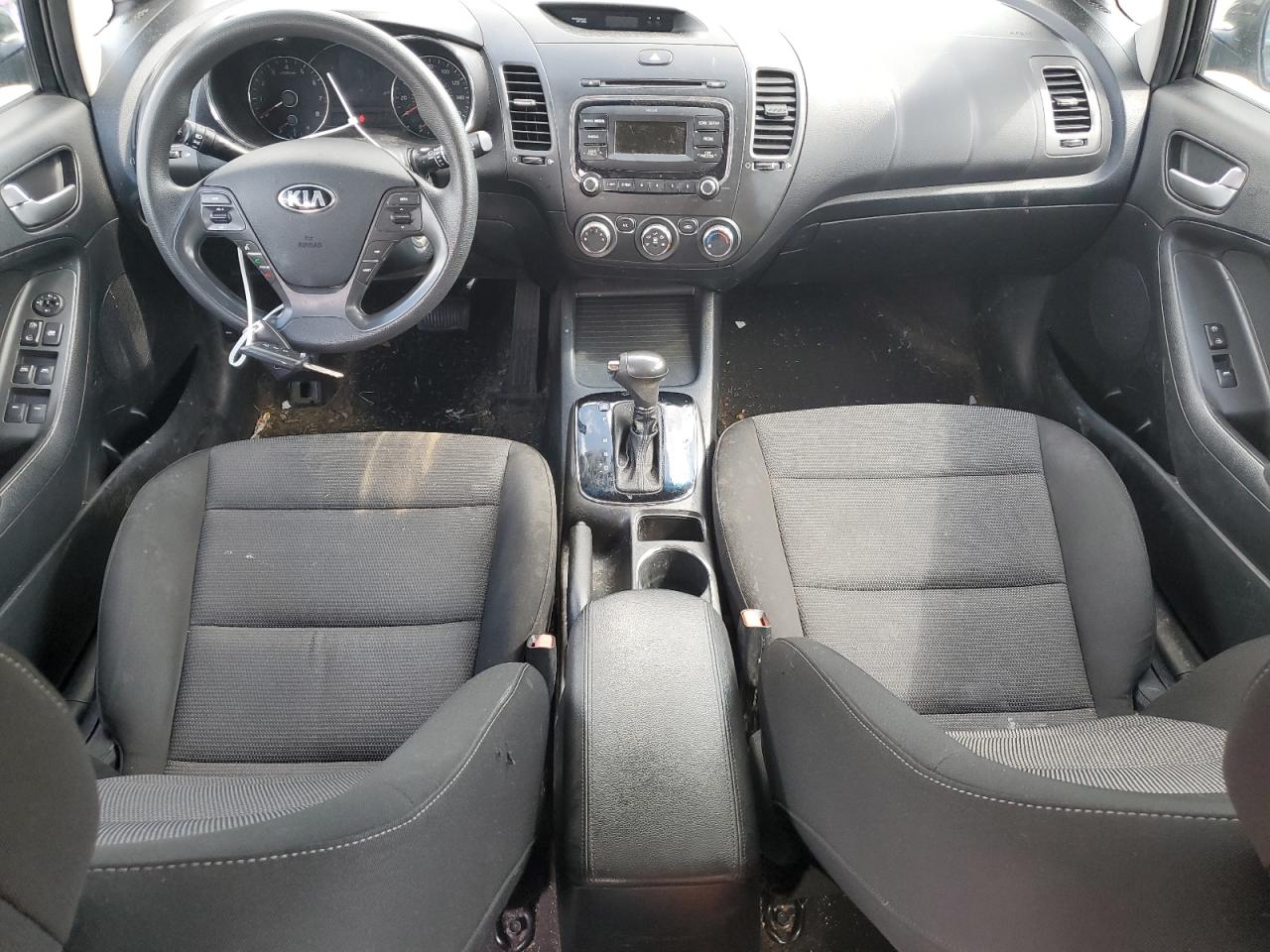 KNAFK5A84H5667980 2017 Kia Forte Lx