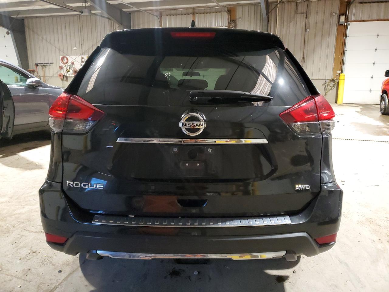 5N1AT2MVXHC777577 2017 Nissan Rogue Sv