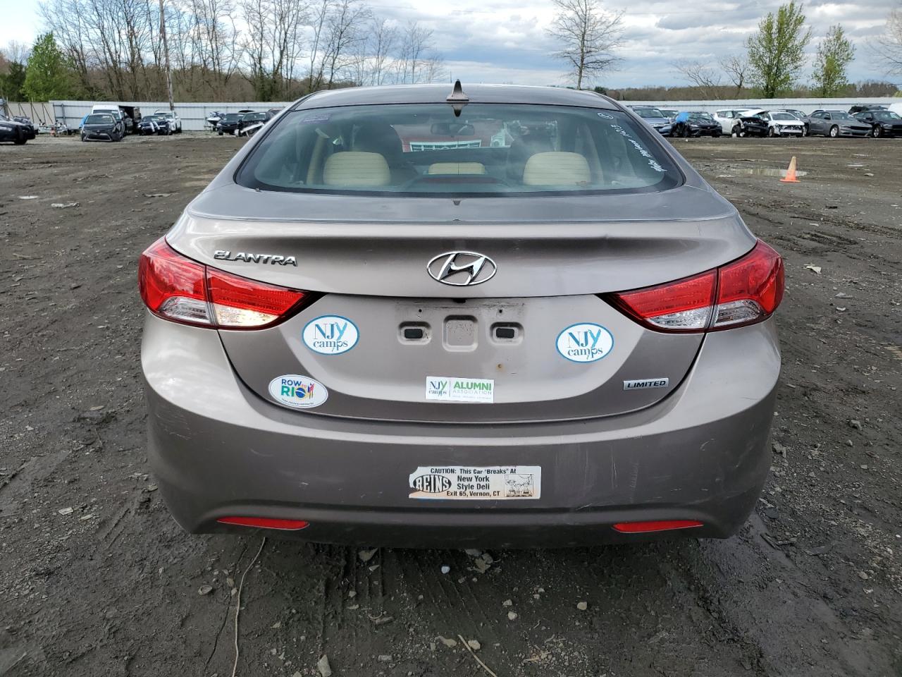 5NPDH4AE3DH193149 2013 Hyundai Elantra Gls