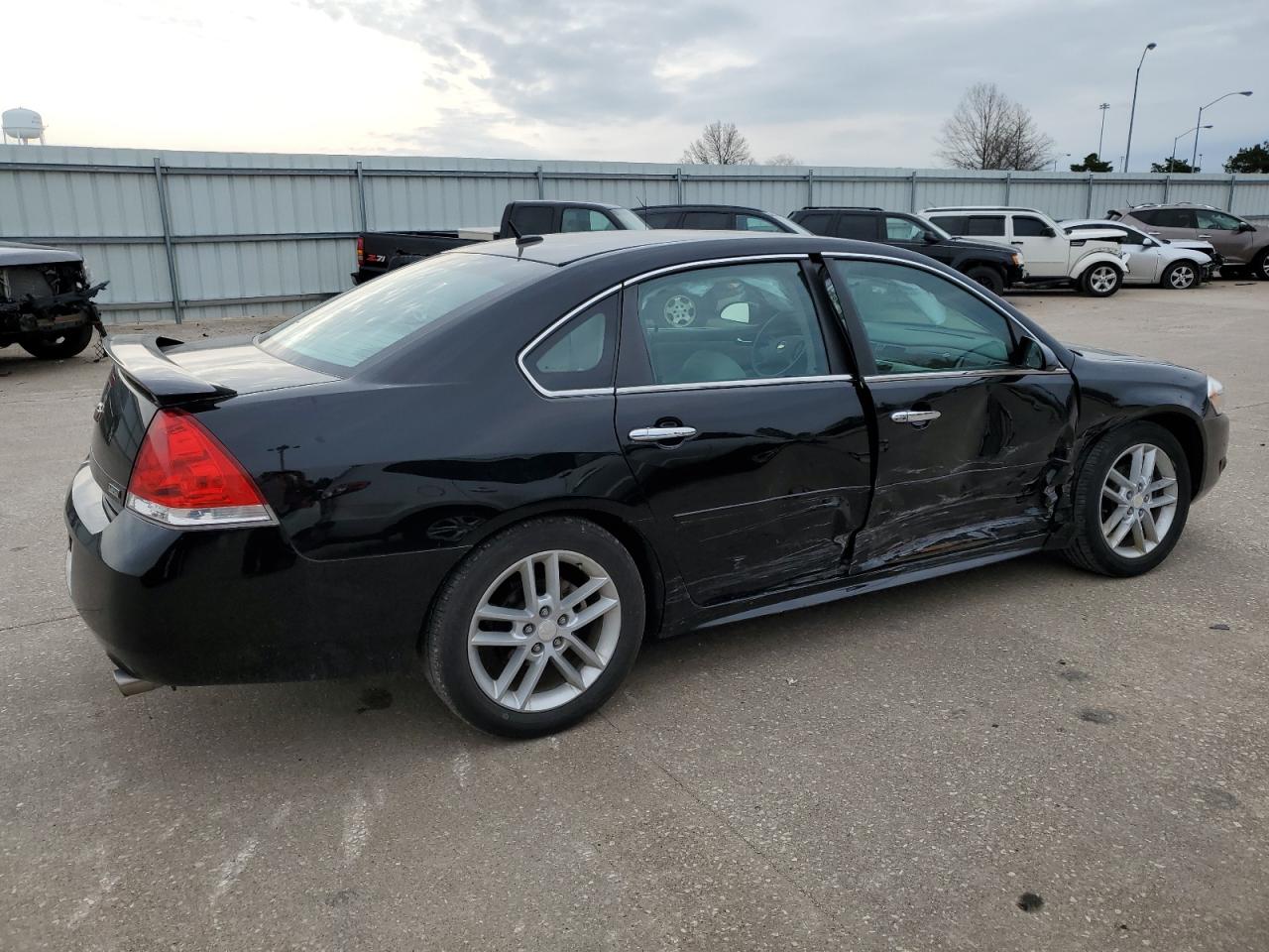 2G1WC5E38C1186311 2012 Chevrolet Impala Ltz