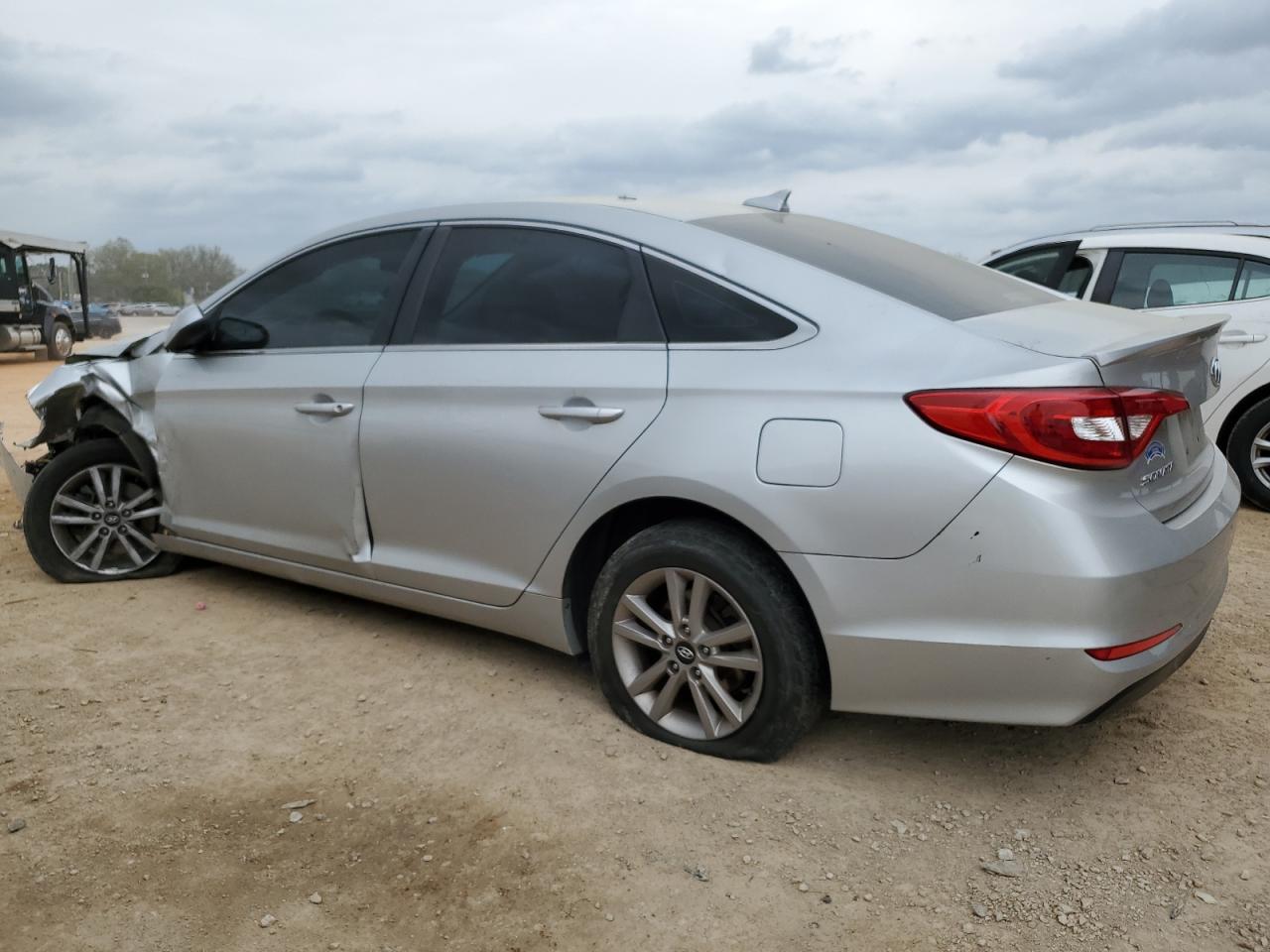 2016 Hyundai Sonata Se vin: 5NPE24AF3GH368874