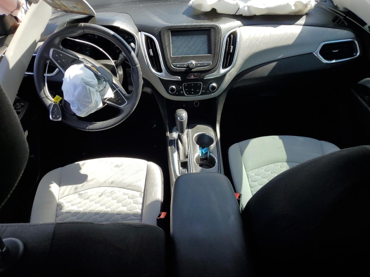 3GNAXKEX7JS580642 2018 Chevrolet Equinox Lt