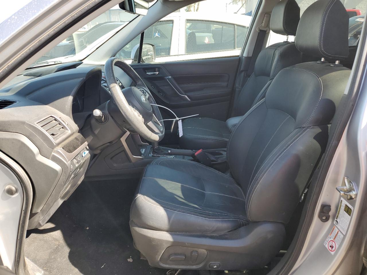 JF2SJAWC2JH452758 2018 Subaru Forester 2.5I Touring