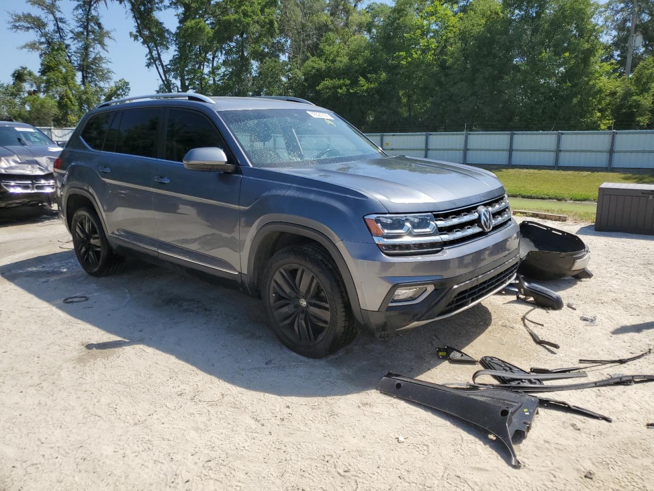 1V2ER2CA2JC592527 2018 Volkswagen Atlas Sel