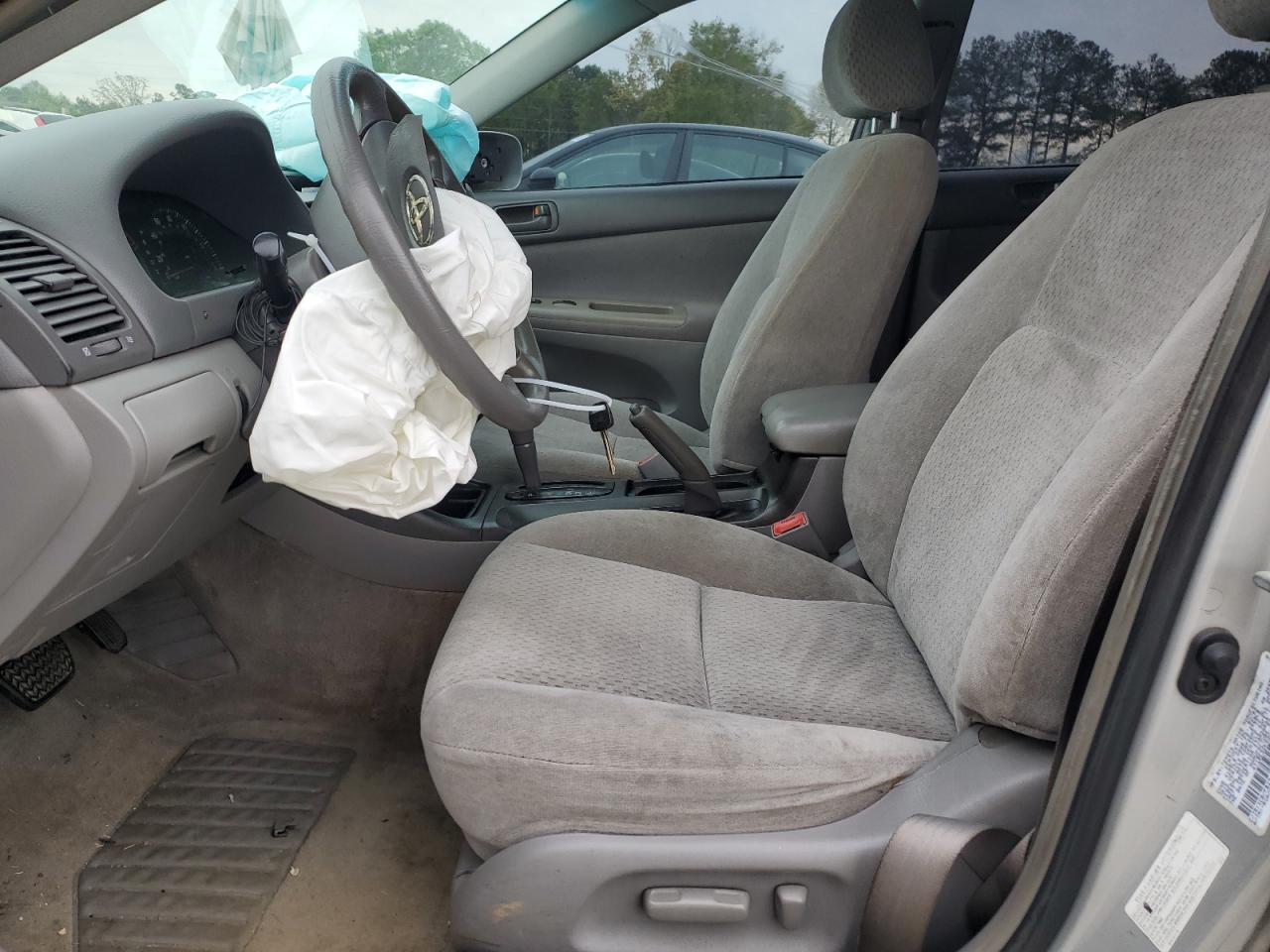 4T1BE32K93U180405 2003 Toyota Camry Le