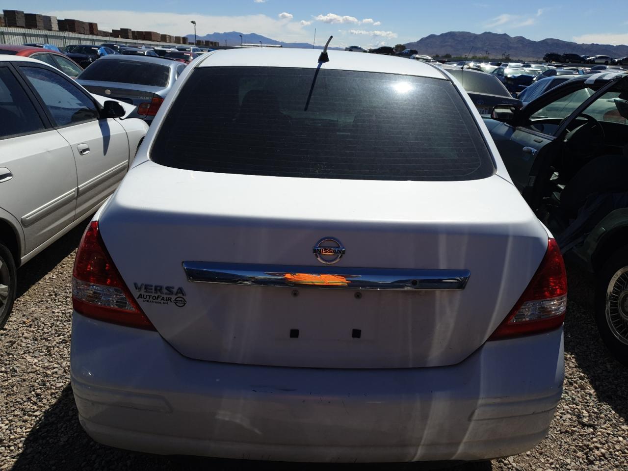 3N1BC1AP6BL454652 2011 Nissan Versa S