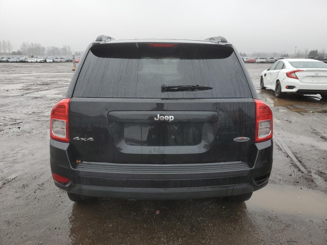 1C4NJDAB0CD523560 2012 Jeep Compass