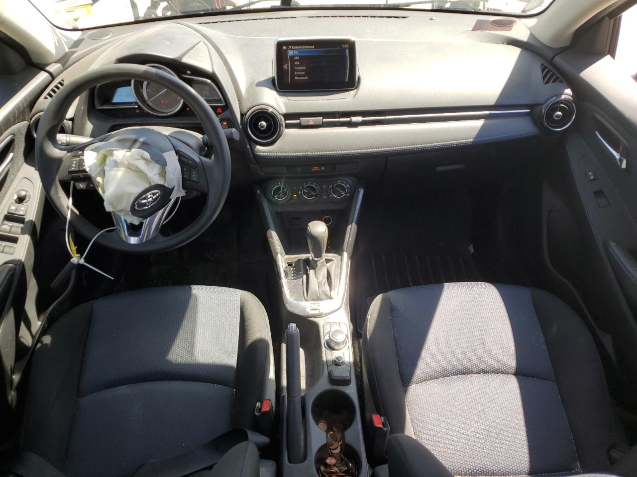 3MYDLBYV5JY329192 2018 Toyota Yaris Ia