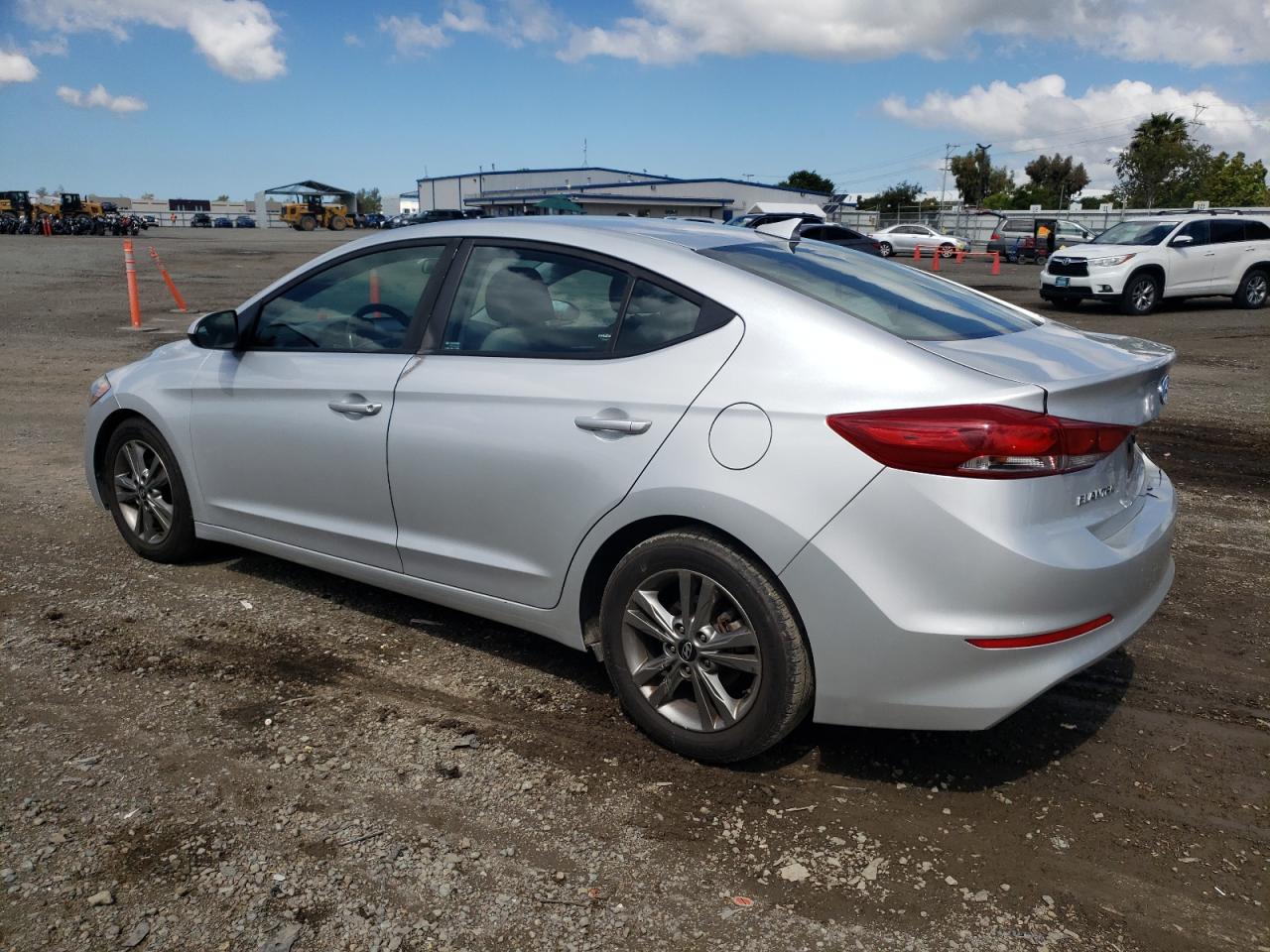 5NPD84LF4JH240173 2018 Hyundai Elantra Sel