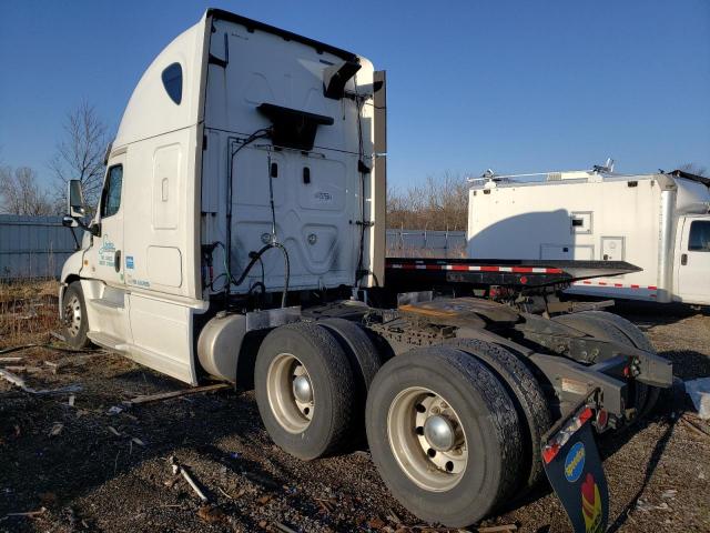 Lot #2456976650 2018 FREIGHTLINER CASCADIA 1 salvage car