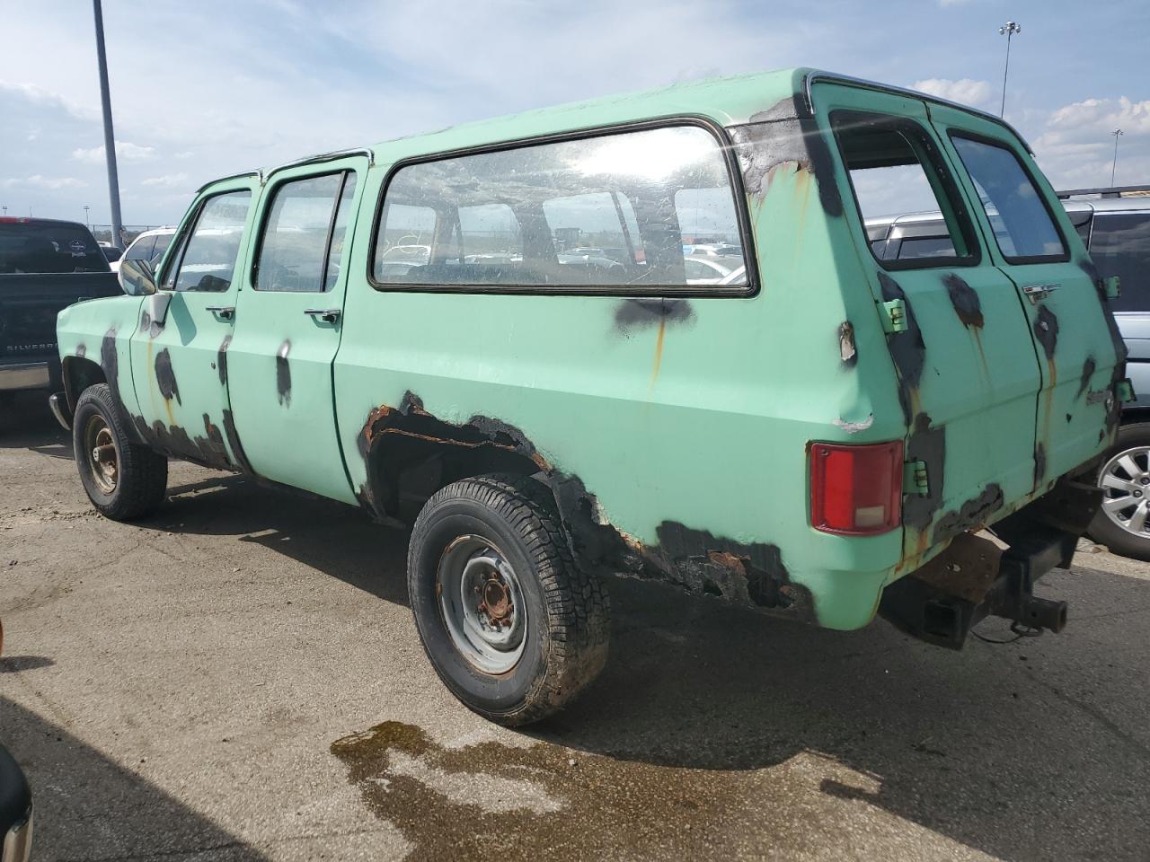 1G8GK26M6EF187502 1984 Chevrolet Suburban K2