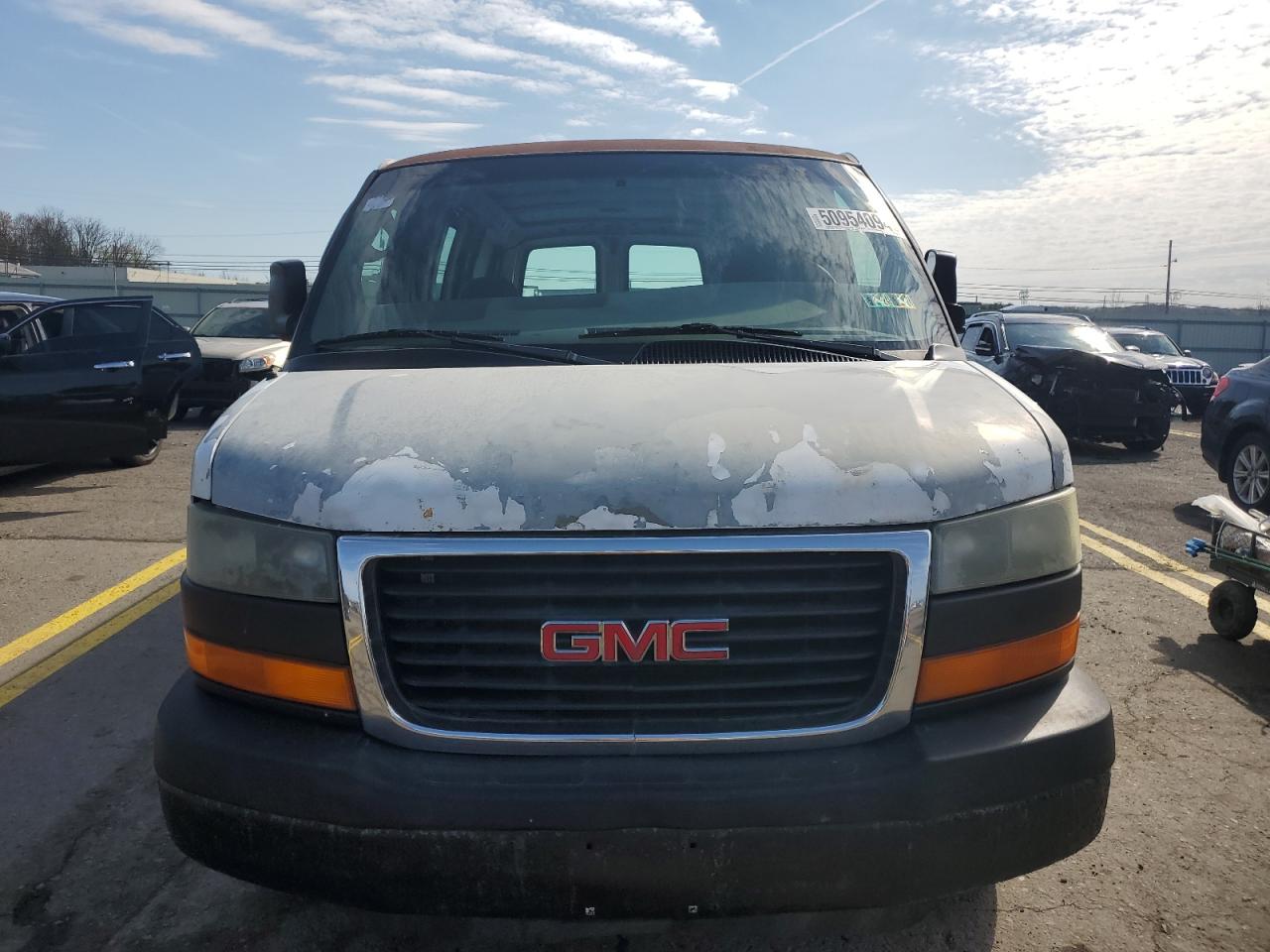 1GTGG25V551229382 2005 GMC Savana G2500