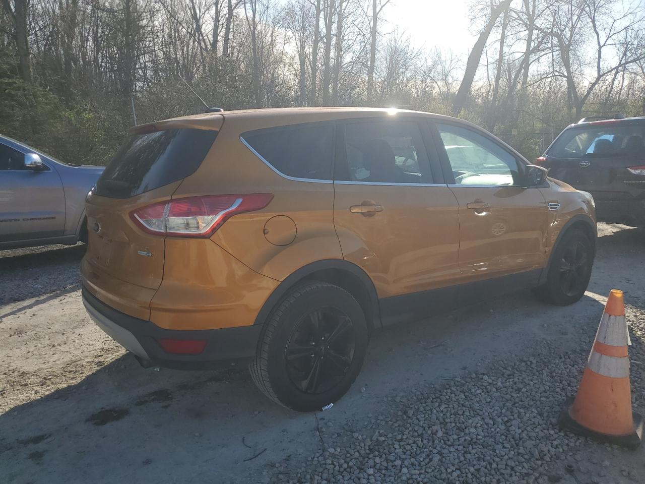 1FMCU9GX5GUA06416 2016 Ford Escape Se