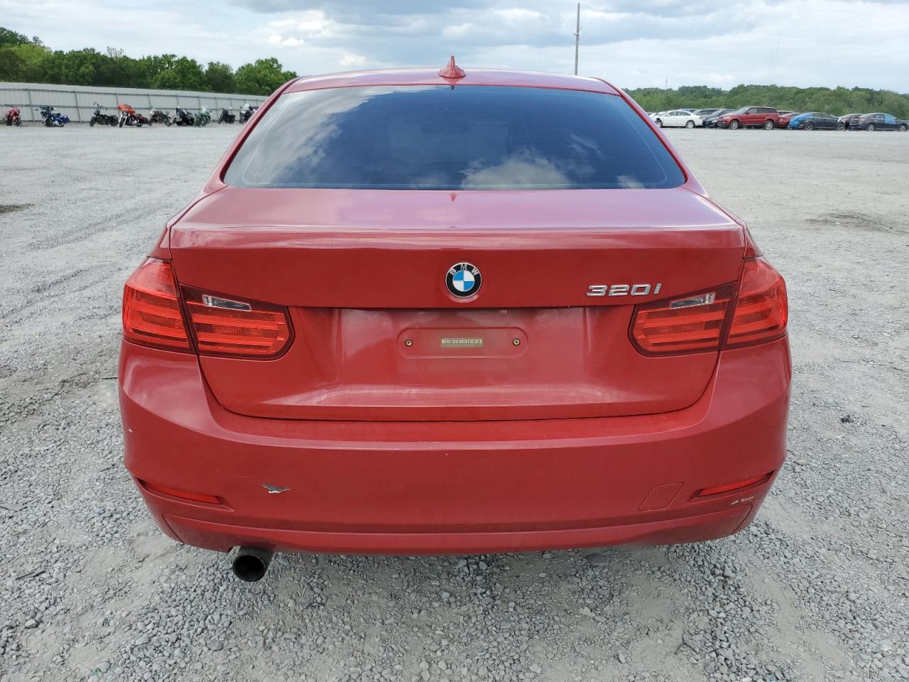 WBA3B1G55ENT00784 2014 BMW 320 I