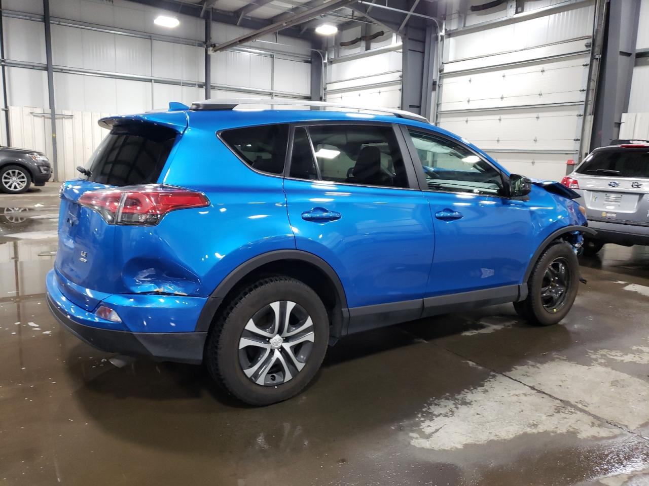 2T3BFREV2GW448438 2016 Toyota Rav4 Le