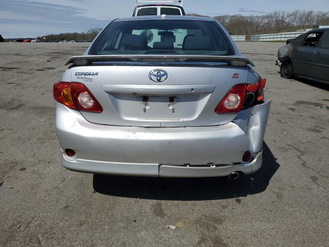 1NXBU4EE2AZ325909 2010 Toyota Corolla Base