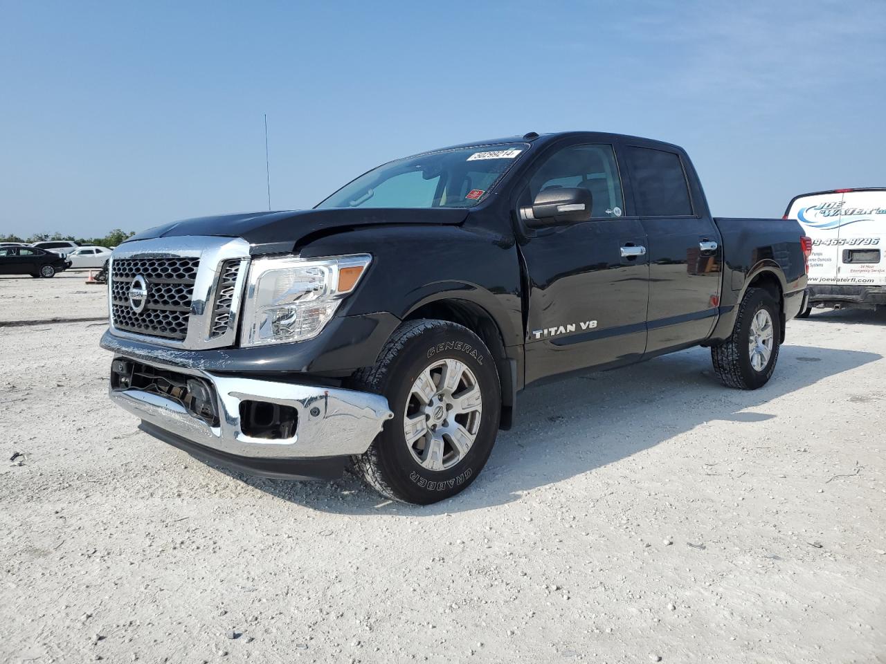 1N6AA1E67JN524042 2018 Nissan Titan Sv