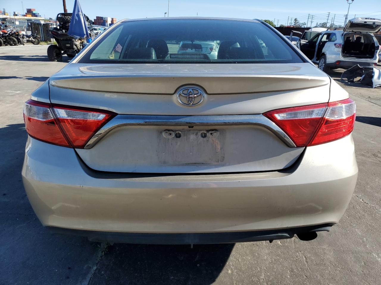 Lot #2493901248 2015 TOYOTA CAMRY LE