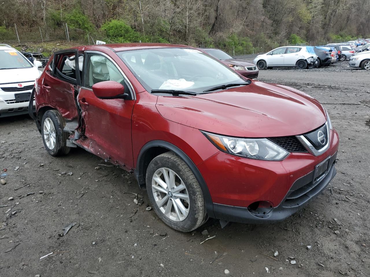 JN1BJ1CR0KW337485 2019 Nissan Rogue Sport S