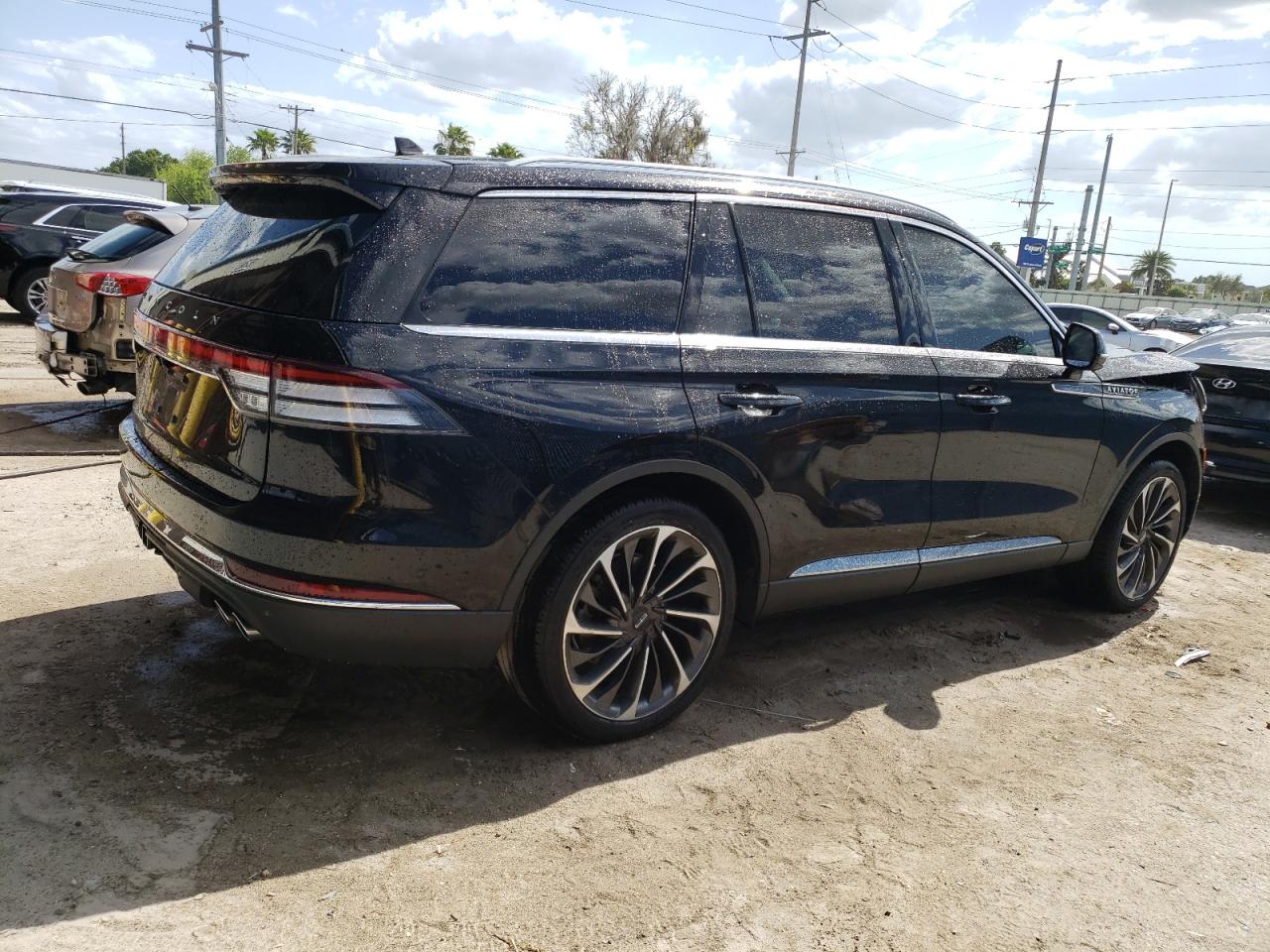 5LM5J7XC8LGL34471 2020 Lincoln Aviator Reserve